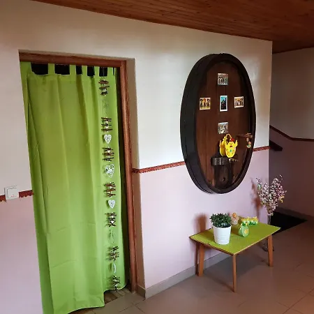 La Maison Jaune Apartament *