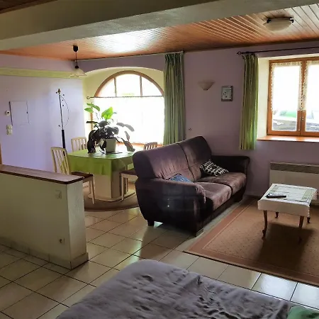 La Maison Jaune Apartament *