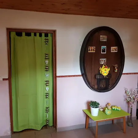 La Maison Jaune