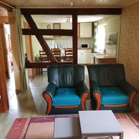 Apartament La Maison Jaune *